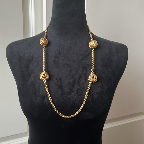 GIVENCHY Necklace Gold Ribbon Chained Gripoix Large Glass Balled Design - Picture 11 of 13